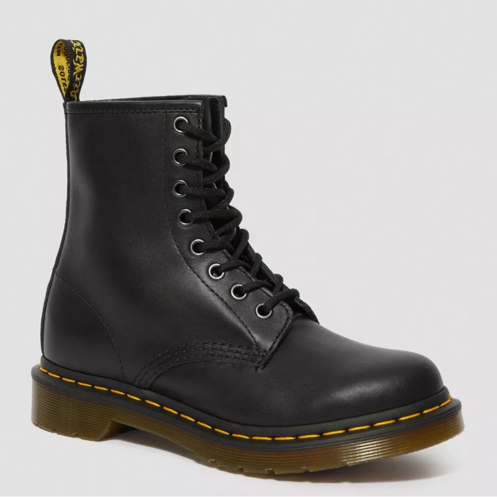 Dr. Martens 1460 Women’s Nappa Leather Lace Up Boots - Size 5 L
